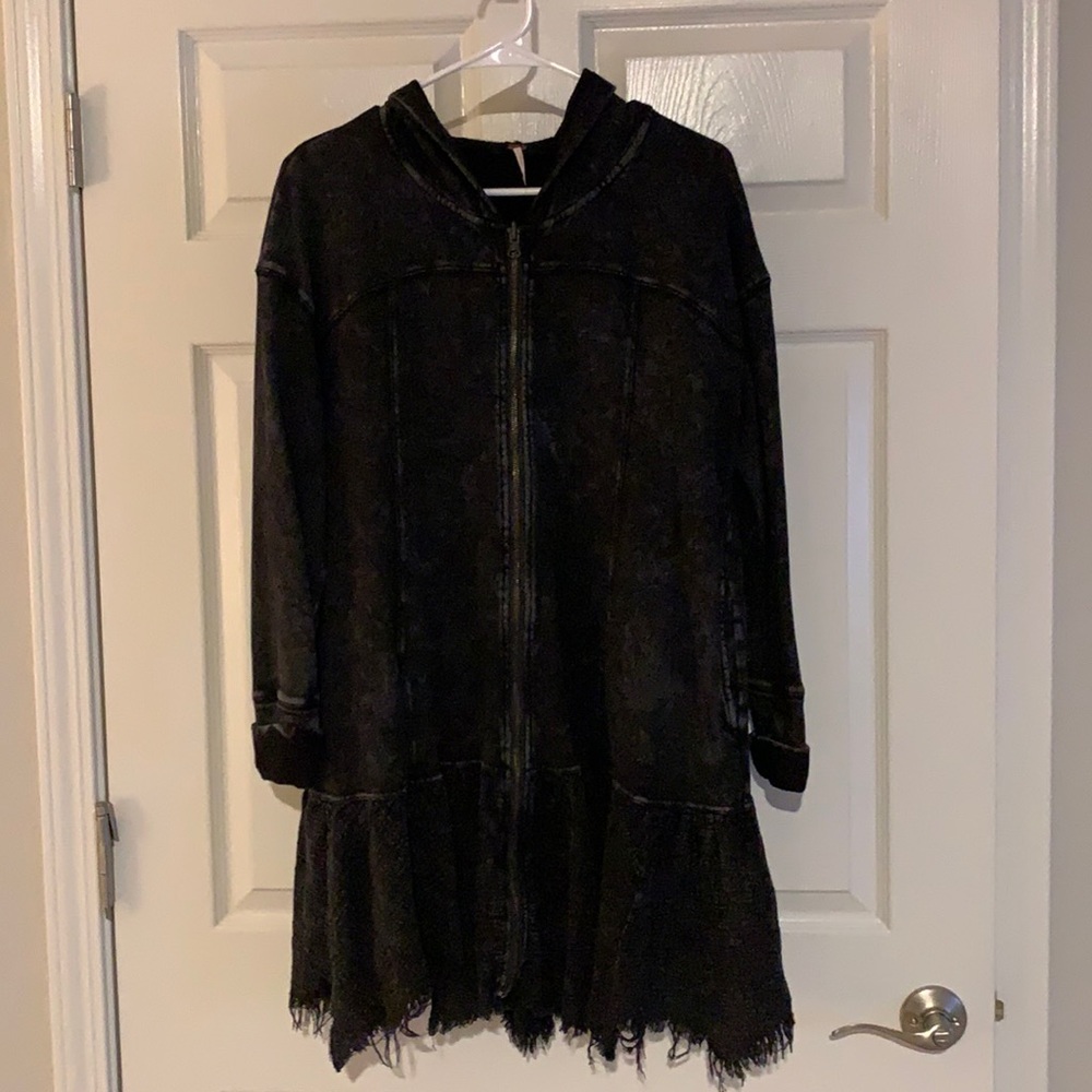 Free People Black zip up hoodie